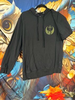 Star Wars Black Crewneck Hoodie with Olive Green Emblem - Men